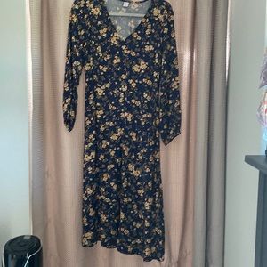 Old Navy dress size Medium